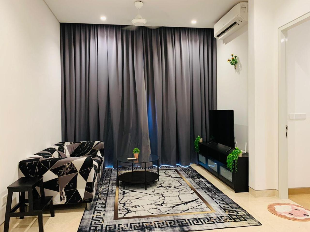 Pangsapuri Luxury At Lucentia