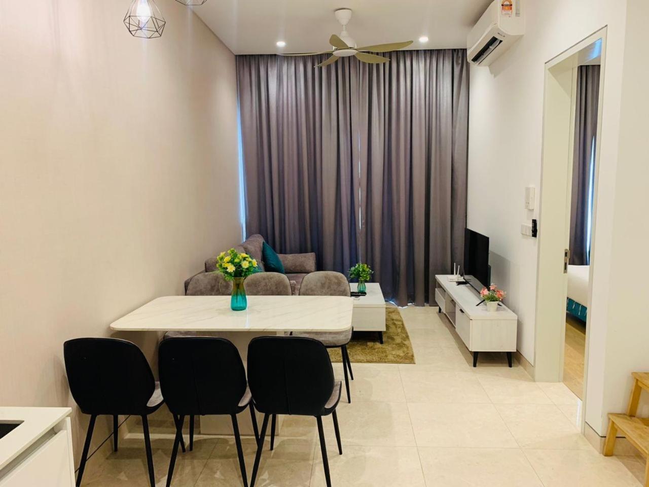Pangsapuri Luxury At Lucentia